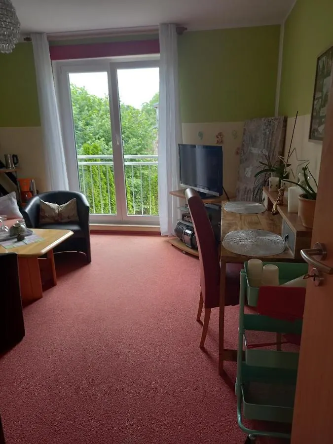 Homestay Huebsches Zimmer Nahe Ber Apartment Berlin Germany